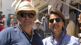 Neetu Kapoor's Throwback Pic Celebrates Rishi Kapoor's Everlasting Love For Food