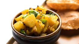 Karwa Chauth 2025: Date, Puja Timings And Classic Recipes That Make The Festival Special