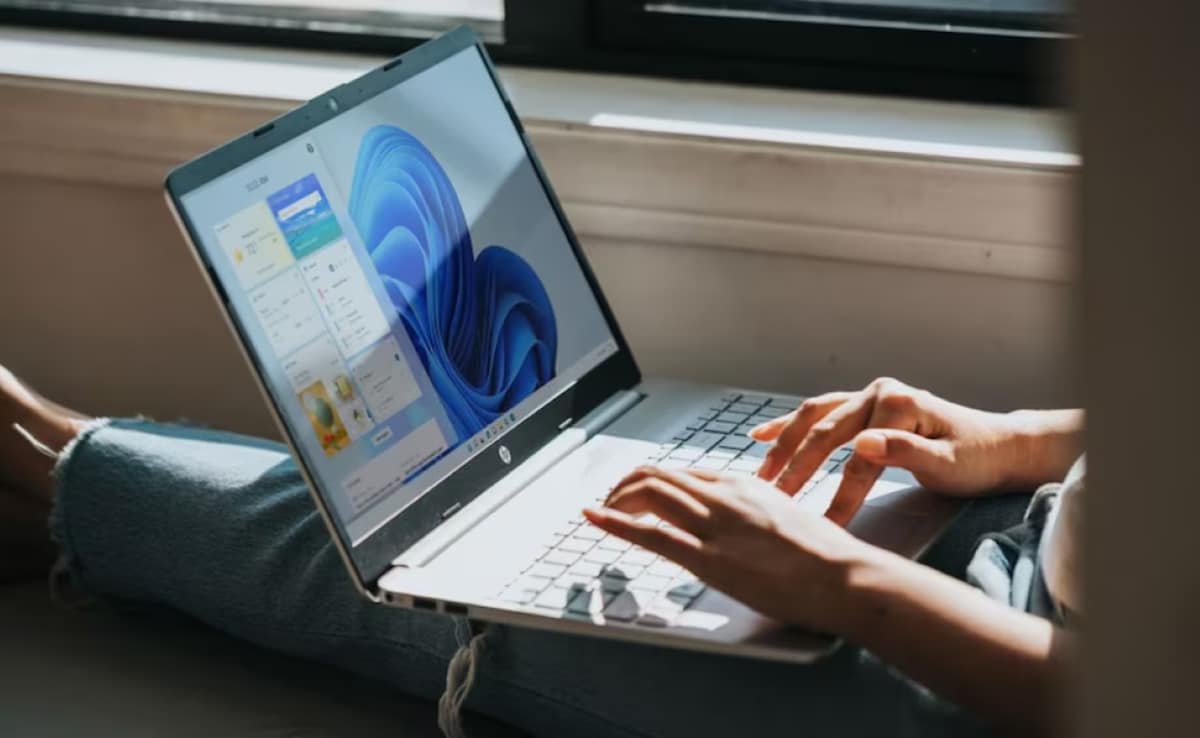 Microsoft Corporation американската мултинационална технологична компания със седалище в Редмънд