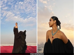 Deepika Padukone In A Black Off-Shoulder Gown Will Surely Leave You Speechless Deepika Padukone In A Black Off-Shoulder Gown Will Surely Leave You Speechless