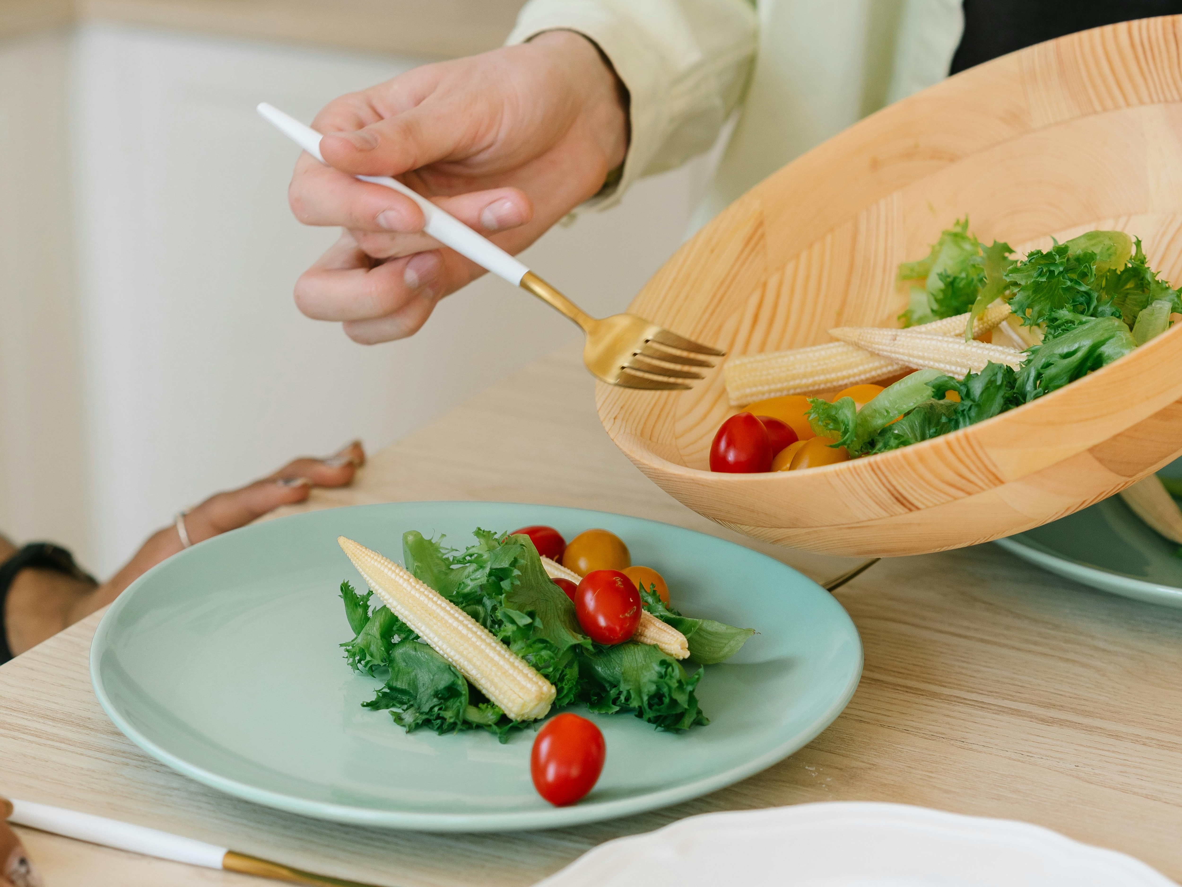 Weight Loss: How Your Plate's Colour Can Help You Lose Weight