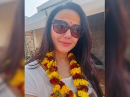महाकुंभ पहुंच कर प्रीति जिंटा ने क्या कहा ? माथे पर अष्टगंध और गले में माला पहन किया अनोखा अहसास महाकुंभ पहुंच कर प्रीति जिंटा ने क्या कहा ? माथे पर अष्टगंध और गले में माला पहन किया अनोखा अहसास