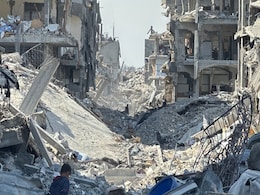 गाजा पर क्यों लगी हुई है डोनाल्ड ट्रंप की नजर, वहां से मलबा हटाने में कितना समय लगेगा गाजा पर क्यों लगी हुई है डोनाल्ड ट्रंप की नजर, वहां से मलबा हटाने में कितना समय लगेगा