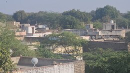 राजस्थान का एक ऐसा गांव जहां 200 साल से नहीं बना 2 मंजिला मकान, रात में नहीं ठहरते हैं ज्वेलर्स, जानिए इसकी वजह?