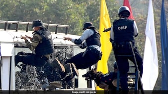 'I Never Felt Like Quitting': Rural UP Girl Cracks SSC GD, Selected For CISF