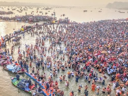 रविवार को महाकुंभ में 1 करोड़ 10 लाख से अधिक श्रद्धालुओं ने लगाई आस्था की डुबकी: डीआईजी महाकुंभ वैभव कृष्ण रविवार को महाकुंभ में 1 करोड़ 10 लाख से अधिक श्रद्धालुओं ने लगाई आस्था की डुबकी: डीआईजी महाकुंभ वैभव कृष्ण