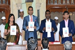 Rs 1,000 Crore For Financially-Burdened BEST In Mumbai Civic Budget 2025-26 Rs 1,000 Crore For Financially-Burdened BEST In Mumbai Civic Budget 2025-26