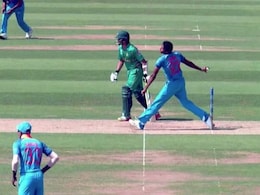 Virender Sehwag's Off-Spin, Jasprit Bumrah's No Ball: 5 Unforgettable Moments From Champions Trophy History Virender Sehwag's Off-Spin, Jasprit Bumrah's No Ball: 5 Unforgettable Moments From Champions Trophy History