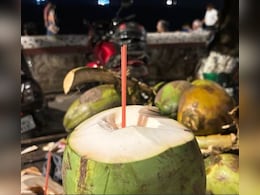 महिला ने दुकानदार से कहा- भइया जल्दी दो कैब आ रही, नारियल वाले ने फिर ऐसी बात कही, यूजर्स बोले- 10 लाख की सलाह मुफ्त में दे दी