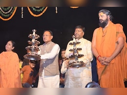 CM साय ने भगवान श्री राजीव लोचन मंदिर में की पूजा-अर्चना, महानदी मैया की उतारी आरती