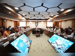 अब एमपी में  जनता करेगी नगरीय निकायों के अध्यक्षों का चुनाव, मोहन कैबिनेट ने लिया बड़ा फैसला अब एमपी में  जनता करेगी नगरीय निकायों के अध्यक्षों का चुनाव, मोहन कैबिनेट ने लिया बड़ा फैसला