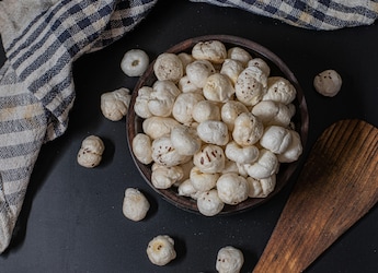 Why You Should Eat Makhanas Every Day - These Benefits Are Not To Be Ignored Why You Should Eat Makhanas Every Day - These Benefits Are Not To Be Ignored