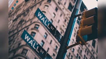 $134 Billion At Stake? Brokerages Flag Refund Risks After Supreme Court's Tariff Strike Down