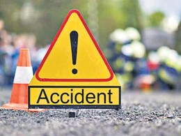 Rajasthan: महाकुंभ स्नान करने गए श्रद्धालुओं की पिकअप को इनोवा ने मारी टक्कर, मौसा समेत 2 सगे भाइयों की मौत Rajasthan: महाकुंभ स्नान करने गए श्रद्धालुओं की पिकअप को इनोवा ने मारी टक्कर, मौसा समेत 2 सगे भाइयों की मौत