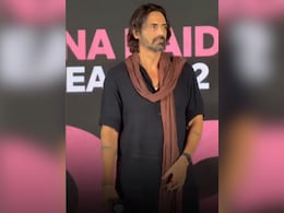 Arjun Rampal Walks Into Glass, Gets Multiple Cuts While Promoting <i>Rana Naidu</i> Season 2 Arjun Rampal Walks Into Glass, Gets Multiple Cuts While Promoting <i>Rana Naidu</i> Season 2