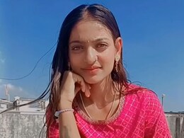 महाकुंभ की वायरल गर्ल मोनालिसा पर Reels का खुमार, एक के बाद एक वीडियो देख फैंस का रिएक्शन, बोले- खूब अभ्यास मेहनत करो और... महाकुंभ की वायरल गर्ल मोनालिसा पर Reels का खुमार, एक के बाद एक वीडियो देख फैंस का रिएक्शन, बोले- खूब अभ्यास मेहनत करो और...