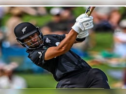 NZ vs PAK, 1st ODI: पाकिस्तानी क्रिकेटर के बेटे का वनडे में तहलका, वर्ल्ड रिकॉर्ड तोड़ रचा इतिहास, विश्व क्रिकेट चौंका NZ vs PAK, 1st ODI: पाकिस्तानी क्रिकेटर के बेटे का वनडे में तहलका, वर्ल्ड रिकॉर्ड तोड़ रचा इतिहास, विश्व क्रिकेट चौंका