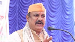 Political news : देवेंद्र फडणवीस व अजित पवारांनी सत्तेवर राहण्याचा नैतिक अधिकार गमावला, काँग्रेस प्रदेशाध्यक्षांचा घणाघात