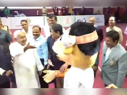 National Anthem Announced, Nitish Kumar Walks Off Stage At Sports Event National Anthem Announced, Nitish Kumar Walks Off Stage At Sports Event