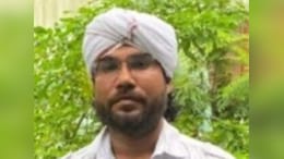 Delhi Biker Dies Trying To Avoid Pothole, Cops Say Helmet Was In His Hand