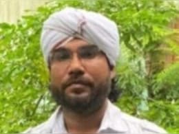 Delhi Biker Dies Trying To Avoid Pothole, Cops Say Helmet Was In His Hand Delhi Biker Dies Trying To Avoid Pothole, Cops Say Helmet Was In His Hand