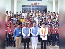 अबूझमाड़ के बच्चों से मिले CM और डिप्टी CM, बोले- विकास को गति देना हमारी प्राथमिकता अबूझमाड़ के बच्चों से मिले CM और डिप्टी CM, बोले- विकास को गति देना हमारी प्राथमिकता