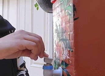 Watch: Viral Matka Hack Shows How To Get Chilled Water Like Refrigerator Watch: Viral Matka Hack Shows How To Get Chilled Water Like Refrigerator