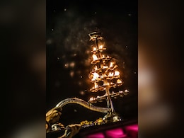 Aarti Ke Niyam: क्या है भगवान की आरती करने का सही तरीका? हर किसी को पता होने चाहिए ये 4 नियम Aarti Ke Niyam: क्या है भगवान की आरती करने का सही तरीका? हर किसी को पता होने चाहिए ये 4 नियम