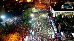 Turkey Protest: इस्तांबुल के मेयर को जेल भेजने के बाद और बदतर हुए हालात, 1,000 से ज्यादा लोगों को किया गया गिरफ्तार
