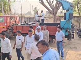 Rajasthan: डिफाल्टरों के खिलाफ डिस्कॉम का अभियान, 20 लाख बकाया राशि के लिए 9 ट्रांसफार्मर उतारे और 30 से ज्यादा कनेक्शन काटे  Rajasthan: डिफाल्टरों के खिलाफ डिस्कॉम का अभियान, 20 लाख बकाया राशि के लिए 9 ट्रांसफार्मर उतारे और 30 से ज्यादा कनेक्शन काटे