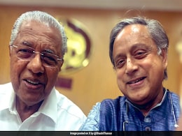 A Shashi Tharoor Selfie With Pinarayi Vijayan Days After Congress Unity Show A Shashi Tharoor Selfie With Pinarayi Vijayan Days After Congress Unity Show