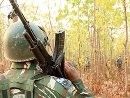 Naxalite Encounter : छत्तीसगडमध्ये 16 नक्षलवाद्यांचा खात्मा, कोल्हापूरच्या अधिकाऱ्याची मोठी कामगिरी Naxalite Encounter : छत्तीसगडमध्ये 16 नक्षलवाद्यांचा खात्मा, कोल्हापूरच्या अधिकाऱ्याची मोठी कामगिरी