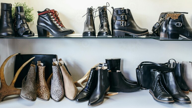 Heavy Discount में खरीदें वीमेन के Trendy Flats, Flatforms, Heels और Loafers, जल्दी करें! ऑफर्स ऐसे नहीं हटा पाएंगे नजरें Heavy Discount में खरीदें वीमेन के Trendy Flats, Flatforms, Heels और Loafers, जल्दी करें! ऑफर्स ऐसे नहीं हटा पाएंगे नजरें
