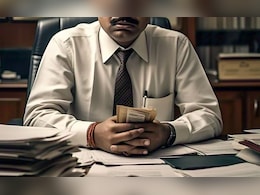 कटनी आईटीआई में क्लर्क ले रहा था रिश्वत, रंगे हाथ पकड़ाया कटनी आईटीआई में क्लर्क ले रहा था रिश्वत, रंगे हाथ पकड़ाया