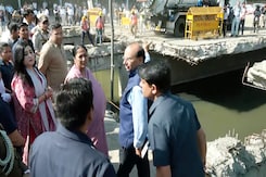 Focus on Drainage: Delhi Government Announces Desilting Plans for Major Drains Focus on Drainage: Delhi Government Announces Desilting Plans for Major Drains