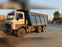 Jodhpur: अवैध खनन के खिलाफ पुलिस का 'ऑपरेशन अखरोट', जोधपुर में बजरी से भरे दो डंपर और कार जब्त