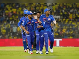 IPL 2025 : मुंबई इंडियन्सला धक्का, दमदार कामगिरी करणारा खेळाडू स्पर्धेतून आऊट IPL 2025 : मुंबई इंडियन्सला धक्का, दमदार कामगिरी करणारा खेळाडू स्पर्धेतून आऊट