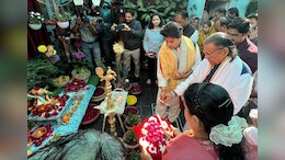 Gwalior : घर की छत पर उगाए 4 हज़ार पौधे, सिंधिया ने देखकर कहा - ये तो स्वर्ग है