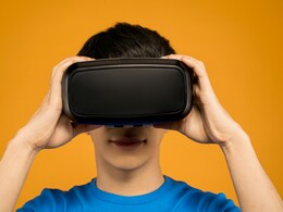 Taste Food In Virtual Reality? Scientists Develop A Device That Makes It Possible