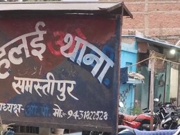कट्टा दिखाकर मांग रहा था मुर्गा, लोगों ने हथियार छीन रस्सी से बांध दिया, वीडियो वायरल  