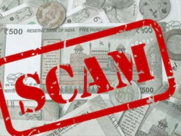 Stock Market Scam: ज्यादा परताव्याचे आमिष, कॉलेजच्या तरुणाकडून 3 कोटीचा स्कॅम, वृद्धाला कसं लुटलं? Stock Market Scam: ज्यादा परताव्याचे आमिष, कॉलेजच्या तरुणाकडून 3 कोटीचा स्कॅम, वृद्धाला कसं लुटलं?