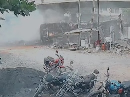 Video: Tanker Loses Control, Drives Off Flyover, Spills Flammable Oil Video: Tanker Loses Control, Drives Off Flyover, Spills Flammable Oil