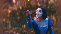 New <i>Snow White</i> Tops US Box Office Despite Grumpy Reviews