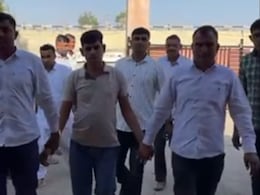 तस्करी छोड़ने की कसम खाकर... कई राज्यों से कर रहा था ड्रग्स तस्करी, पुलिस को गिरफ्तारी के लिए चलाना पड़ा ऑपरेशन तस्करी छोड़ने की कसम खाकर... कई राज्यों से कर रहा था ड्रग्स तस्करी, पुलिस को गिरफ्तारी के लिए चलाना पड़ा ऑपरेशन