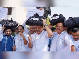 MP Budget 2025-26: कांग्रेस ने बजट को बताया छलावा, विपक्ष ने खुद को जंजीरों में जकड़ा; जानिए क्या बोले नेता MP Budget 2025-26: कांग्रेस ने बजट को बताया छलावा, विपक्ष ने खुद को जंजीरों में जकड़ा; जानिए क्या बोले नेता