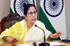 Mamata Banerjee Calls For Unity, Slams BJP's "Divisive Politics" Mamata Banerjee Calls For Unity, Slams BJP's "Divisive Politics"