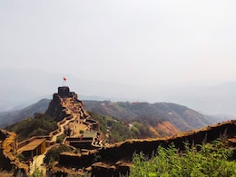 Shivaji Maharaj's birth anniversary : आज शिवरायांची 395 वी जयंती, शिवनेरीवर जाण्यासाठी वनविभागाकडून बंदी; कारण काय? Shivaji Maharaj's birth anniversary : आज शिवरायांची 395 वी जयंती, शिवनेरीवर जाण्यासाठी वनविभागाकडून बंदी; कारण काय?