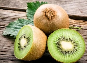 Can Eating Kiwi Hold The Secret To A Good Night's Sleep? A Nutritionist Weighs In