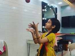 12 साल की बच्ची जिसने 4 साल की उम्र में शुरू किया काम, सलमान-रणबीर के साथ की फिल्म, विराट कोहली का भी ले चुकी है इंटरव्यू  12 साल की बच्ची जिसने 4 साल की उम्र में शुरू किया काम, सलमान-रणबीर के साथ की फिल्म, विराट कोहली का भी ले चुकी है इंटरव्यू