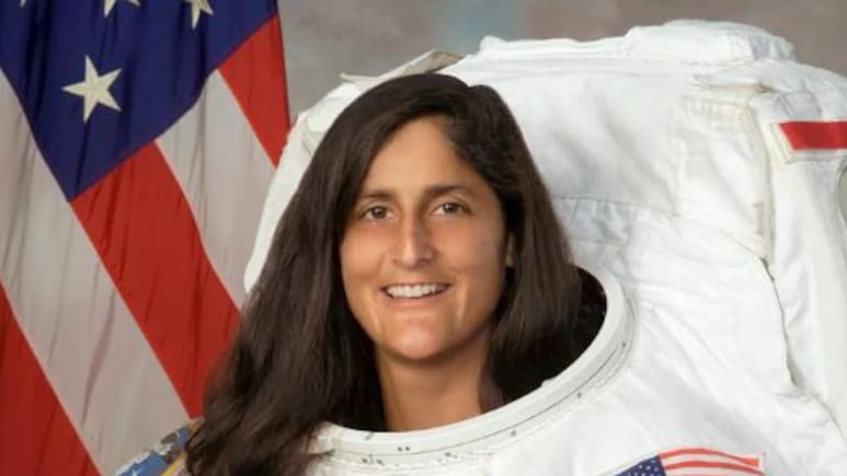 भारत दौरे पर आईं सुनीता विलियम्स ने दिल्ली में कल्पना चावला की मां और बहन से मुलाकात की